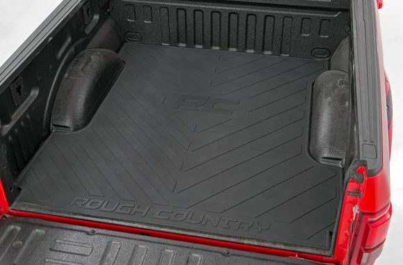 BED MAT | RC LOGO | 5.5 FOOT BED | RAM 1500 2WD/4WD